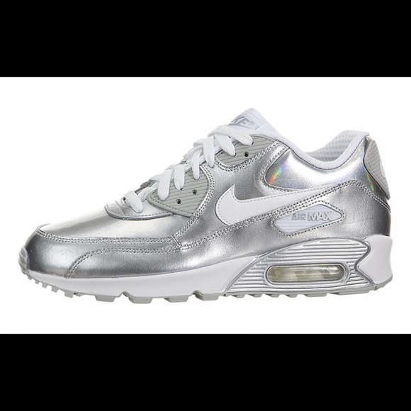 Nike Shoes - Nike Air Max 90 Premium (white/metallic/silver)